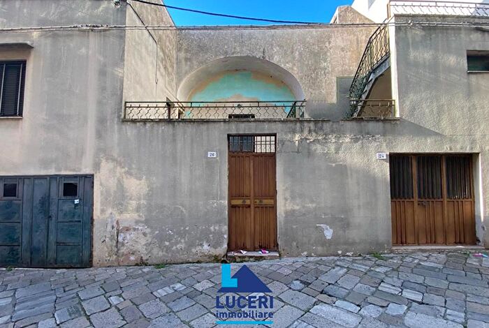 Casa in vendita in Via Roma Matino Le Italia, Matino