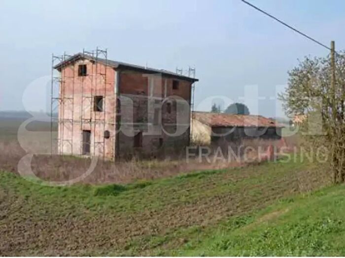 Casa con 10 locali in vendita in Cavarzere Località Ribasso, Cavarzere