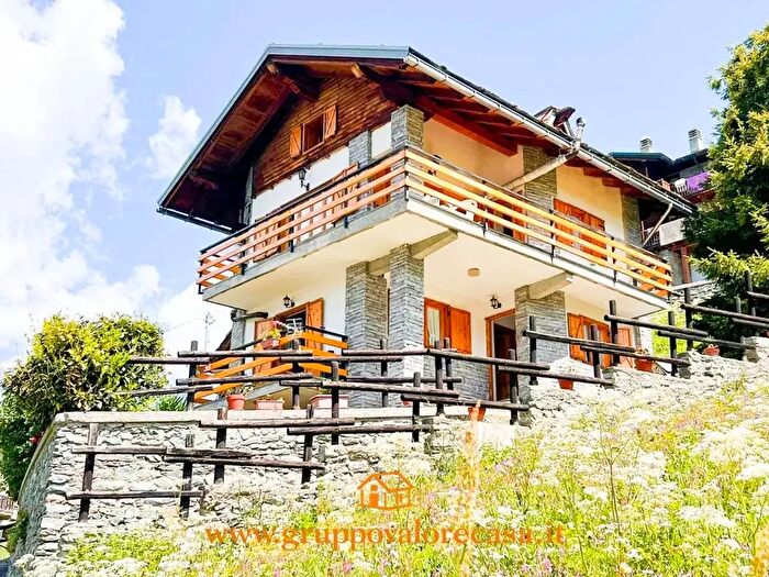 Casa con 5 locali in vendita in Valtournenche Brengaz, Valtournenche