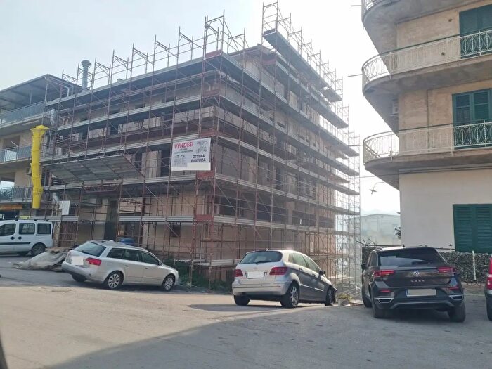Appartamento con 5 locali in vendita in Via fra' Girolamo Marfisi Snc, Misilmeri