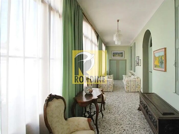 Appartamento con 5 locali in vendita in Faenza