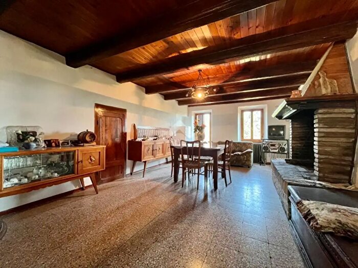 Appartamento con 5 locali in vendita in Via Gessi, Poggio Torriana