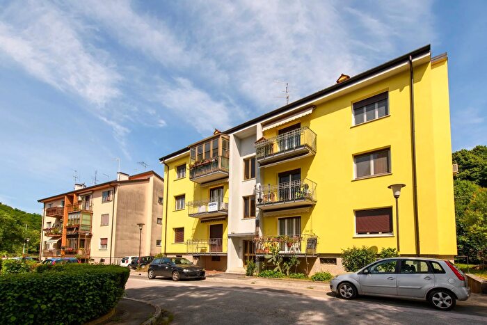 Appartamento con 7 locali in vendita in Gorizia Via Generale Papa, Gorizia