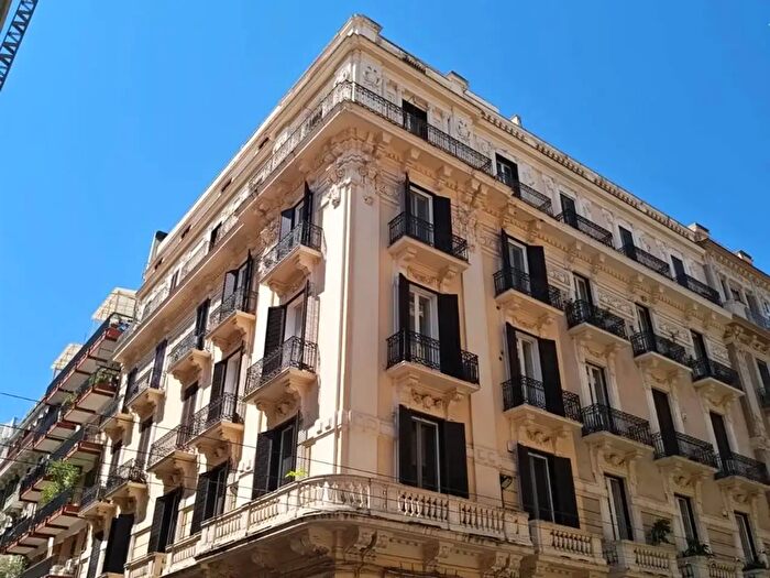 Appartamento trilocale in affitto in Bari