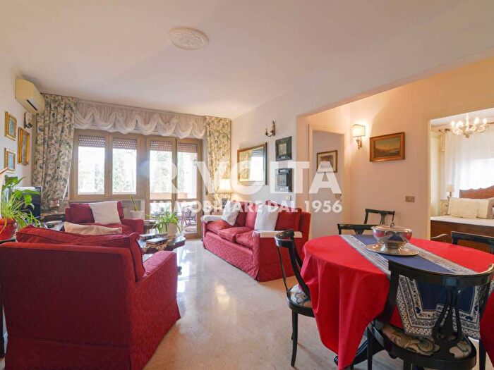 Appartamento quadrilocale in affitto in Via al Sesto Miglio, Tomba di Nerone, Roma