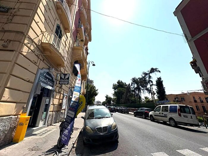 Appartamento monolocale in vendita in Via Salita Tasso, Napoli