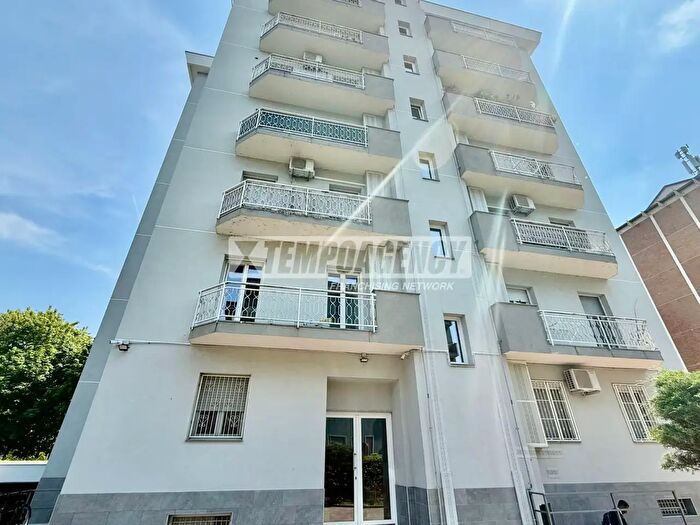 Appartamento trilocale in vendita in Rozzano