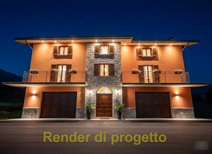 Casa con 5 locali in vendita in Via Fontamara, Ocre