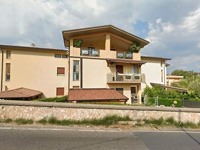 Appartamento trilocale in vendita in Via San Francesco di Paola Snc, Marano Principato