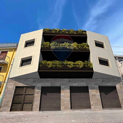 Appartamento trilocale in vendita in Via San Lussorio, Selargius