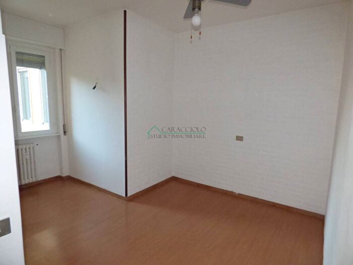 Appartamento bilocale in affitto in Via Giacomo Matteotti, Centro, Bollate