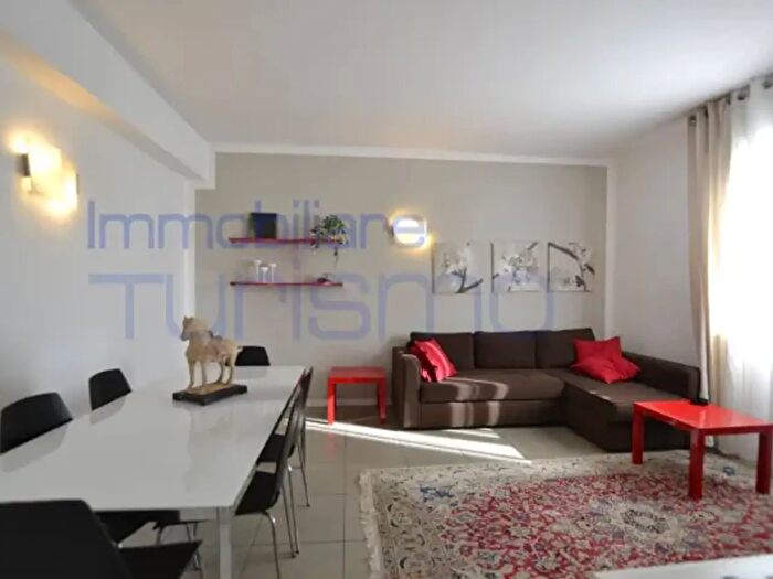 Appartamento trilocale in affitto in Riccione