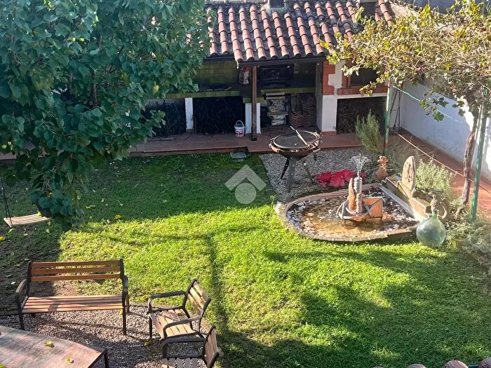 Casa con 5 locali in vendita in Via Ippocrate, Terni