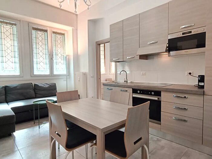 Appartamento bilocale in affitto in Viale col di Lana a, Milano