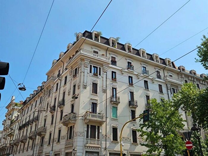 Appartamento bilocale in affitto in Via Pietro Borsieri, Isola, Milano