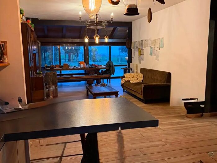 Appartamento con 7 locali in vendita in Montemarciano