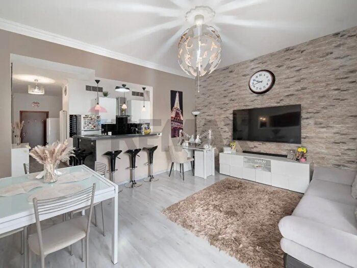 Appartamento trilocale in vendita in Cavenago Di Brianza