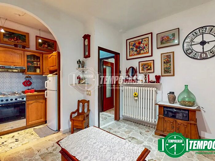 Appartamento con 5 locali in vendita in Pecetto Di Valenza