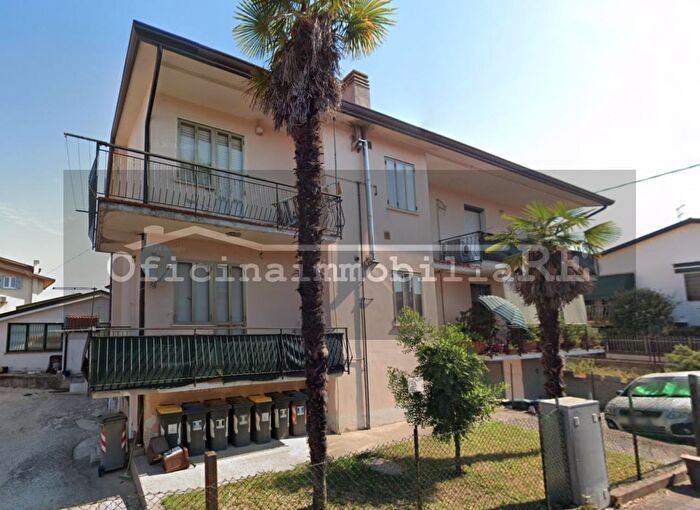 Appartamento trilocale in vendita in Camponogara