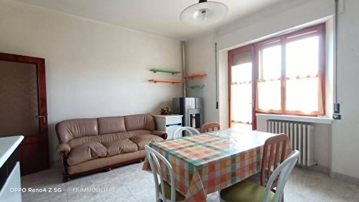 Appartamento con 5 locali in vendita in Appignano