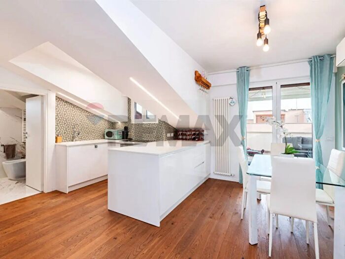 Appartamento bilocale in vendita in Via Mariano dAmelio, Roma