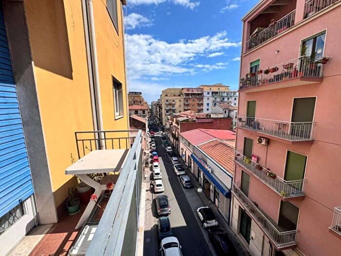 Appartamento quadrilocale in affitto in Via Cagliari, Province Veneto, Catania