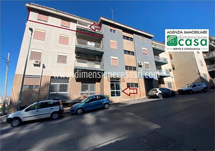 Appartamento con 7 locali in vendita in Via S Giovanni Bosco, Caltanissetta