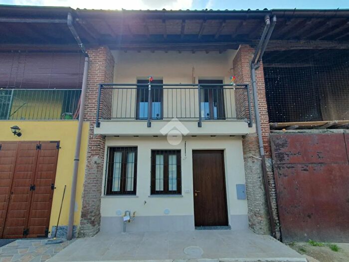Casa trilocale in vendita in Via S Giovanni, Robecco Sul Naviglio
