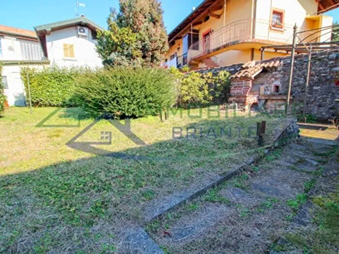 Casa quadrilocale in vendita in Via Cristoforo Colombo, Somma Lombardo