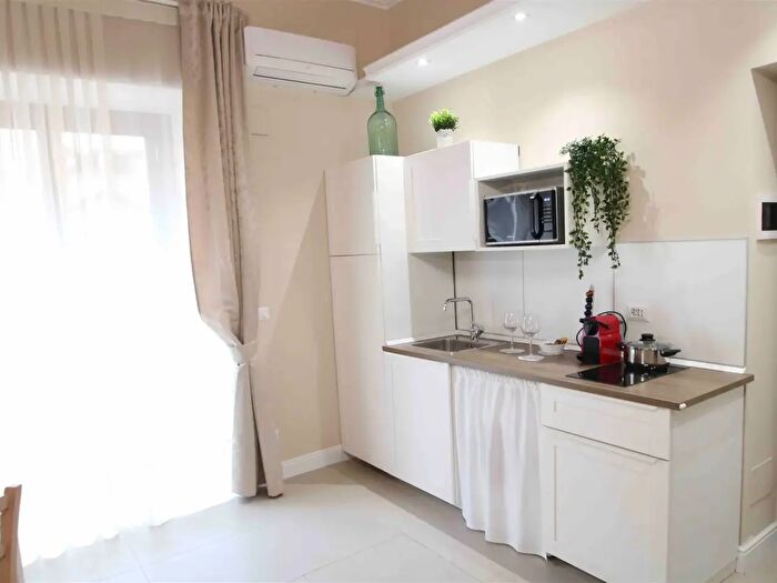 Appartamento monolocale in affitto in Catania