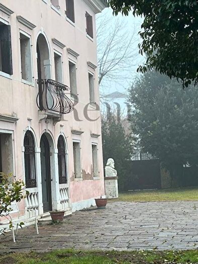 Appartamento trilocale in affitto in Centro, Roncade