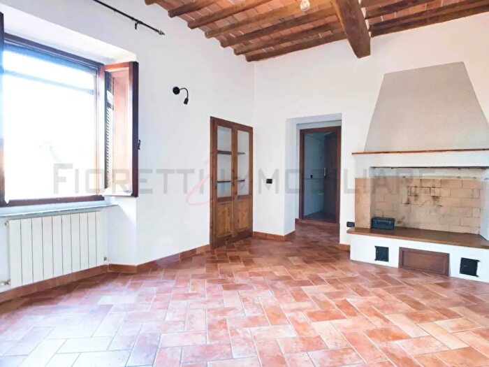 Appartamento trilocale in vendita in Suvereto
