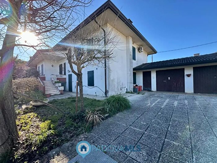 Casa con 6 locali in vendita in Via Risorgimento, Bovolenta