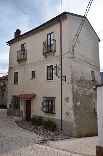 Casa con 6 locali in affitto in Via Arano, Ovindoli