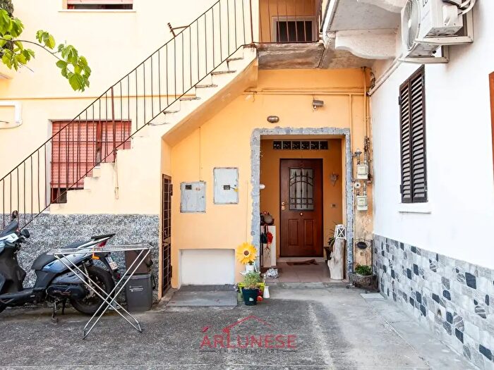 Appartamento trilocale in vendita in Via Giuseppe Garibaldi, Cerro Maggiore