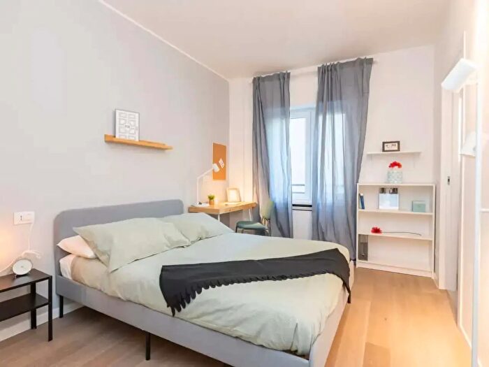 Appartamento monolocale in affitto in Via Vespri Siciliani, Milano