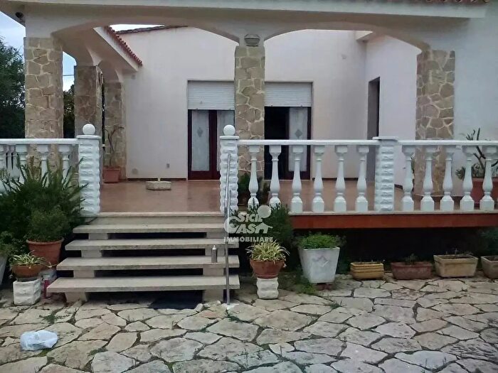 Casa con 5 locali in vendita in Marsala