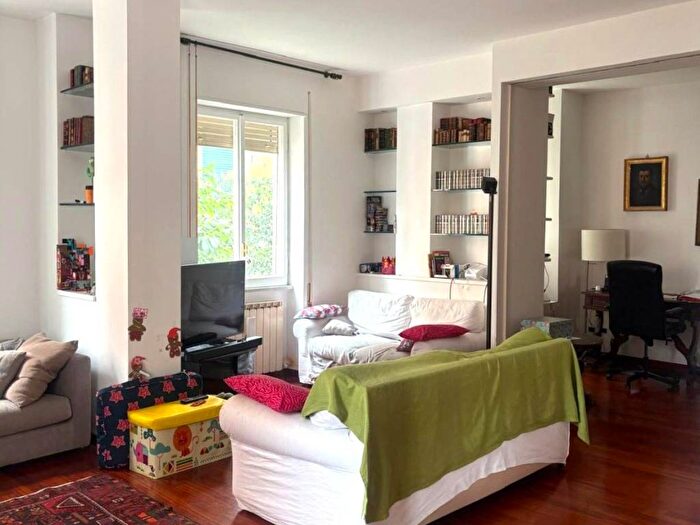 Appartamento con 5 locali in affitto in Via Giacinto Bruzzesi, Monteverde Vecchio, Roma