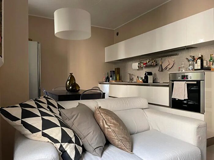 Appartamento bilocale in affitto in Via Gasperi, Firenze