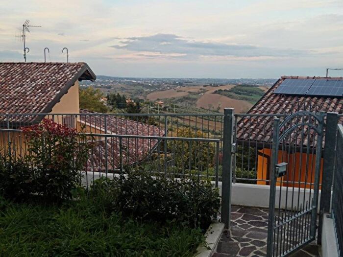 Appartamento trilocale in affitto in Via Monte del Prete Basso, Saludecio