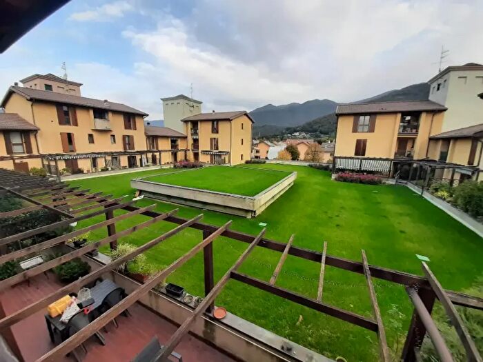 Appartamento quadrilocale in vendita in Via dei Prati, Bovezzo