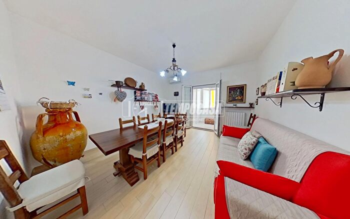 Appartamento trilocale in vendita in Via Armellini, Triggiano