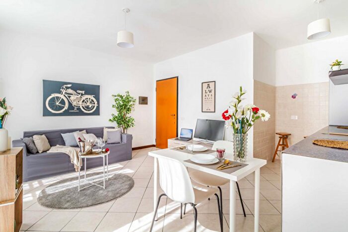 Appartamento trilocale in vendita in Via Santa Maria, Uboldo