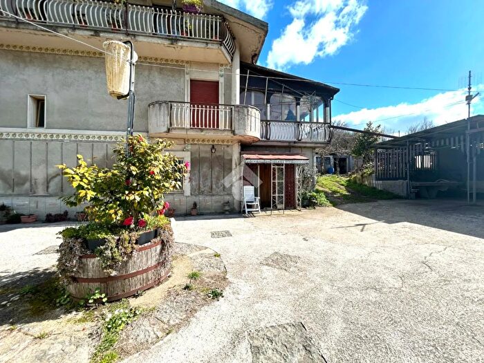 Casa con 7 locali in vendita in Via Bosco, Aiello Del Sabato