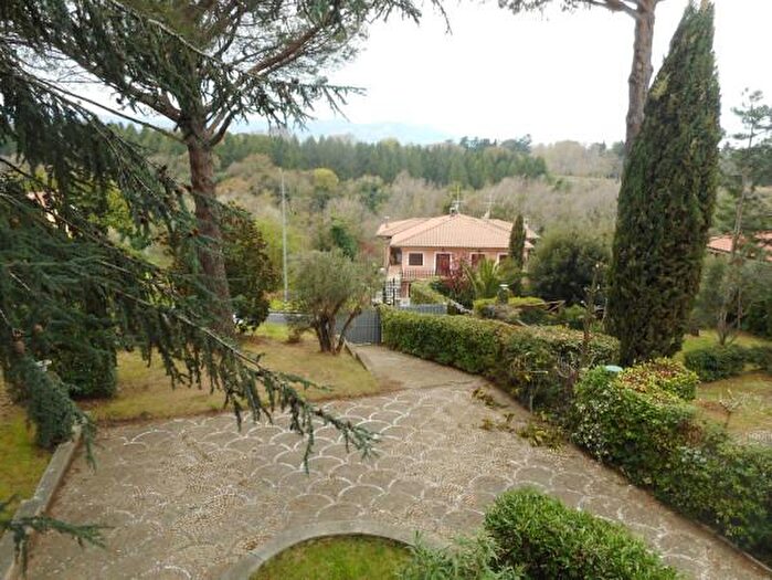 Casa con 6 locali in vendita in Viale Aldo Moro, Gallicano Nel Lazio