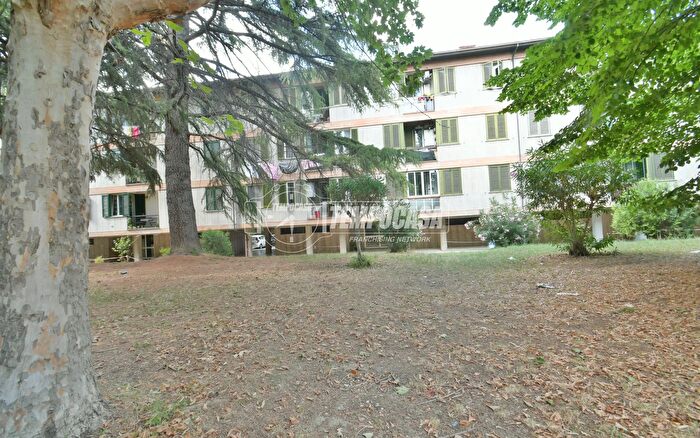 Appartamento quadrilocale in vendita in Via Nuoro H, Ascoli Piceno