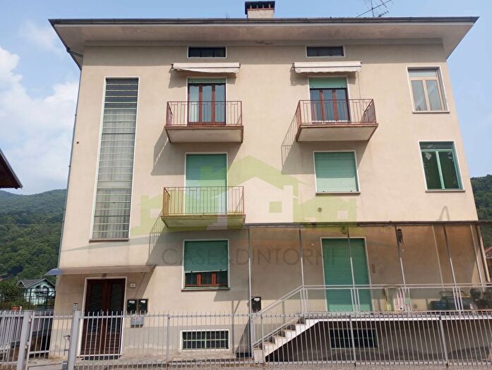 Appartamento con 5 locali in vendita in Corso Rolandi, Quarona