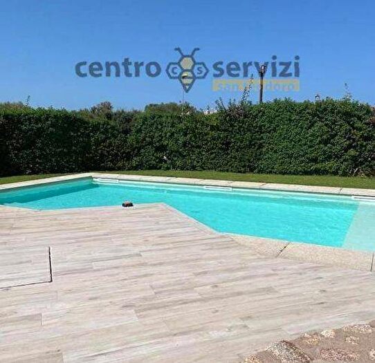 Casa quadrilocale in affitto in Via Del Tirreno, Centro, San Teodoro