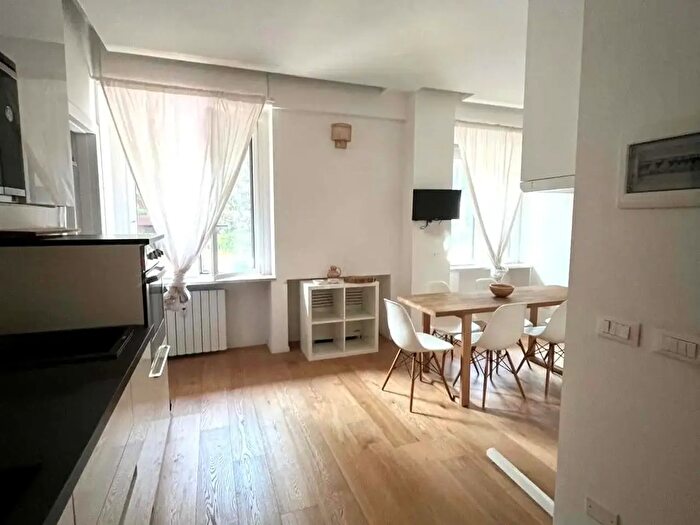 Appartamento monolocale in affitto in Via Contardo Ferrini, Milano