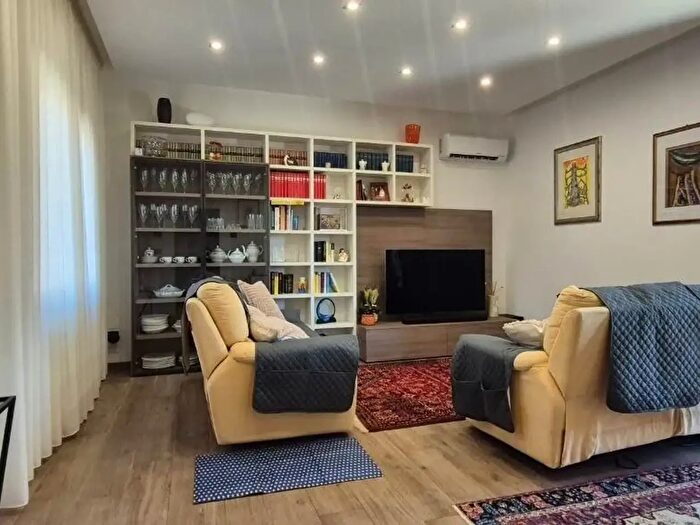Casa con 6 locali in vendita in Grosseto